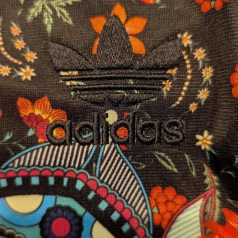 Farm rio Adidas Jardim Agharta Zip Up Track Jacket Size Large - Picture 15 of 17